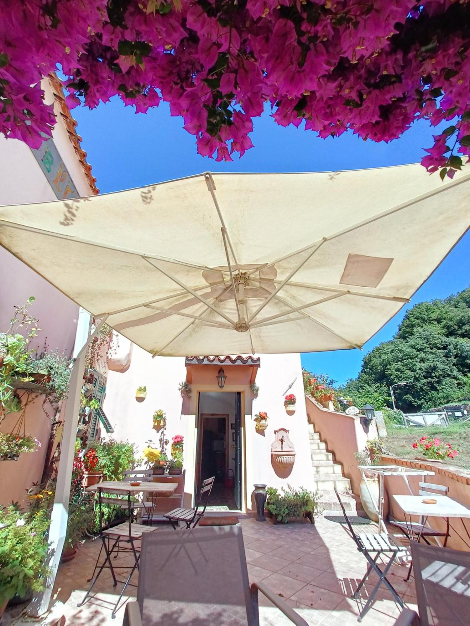 B&B Il Girasole Финале Лигуре Экстерьер фото